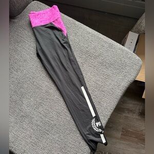 Victoria's Secret Pink and Black Leggings
